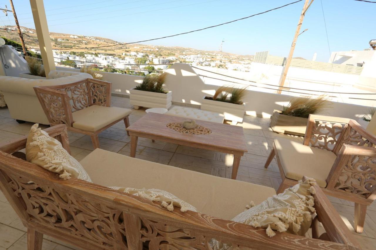 The White Suites Adamantas  Dış mekan fotoğraf