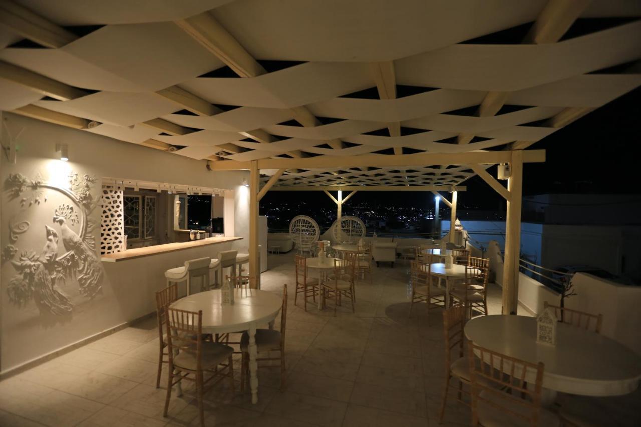 The White Suites Adamantas  Dış mekan fotoğraf