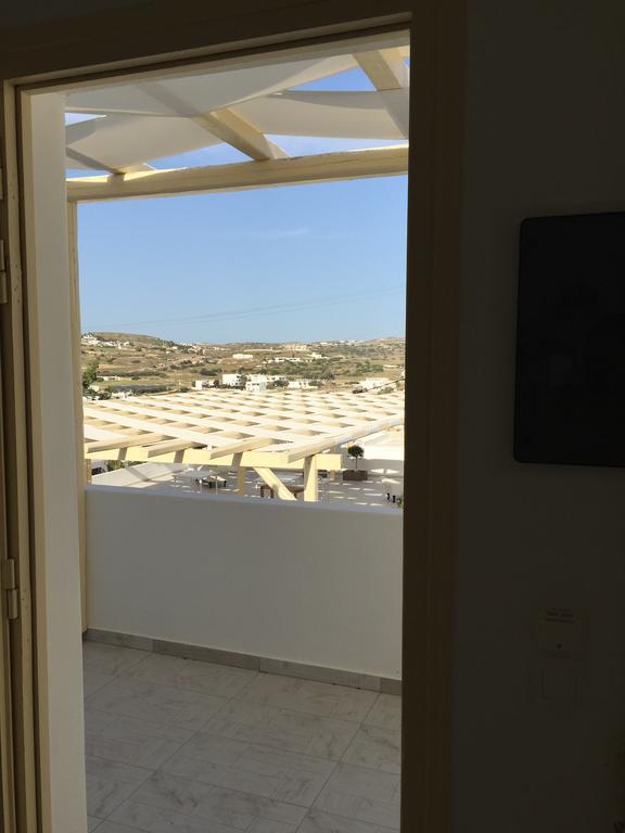 The White Suites Adamantas  Dış mekan fotoğraf